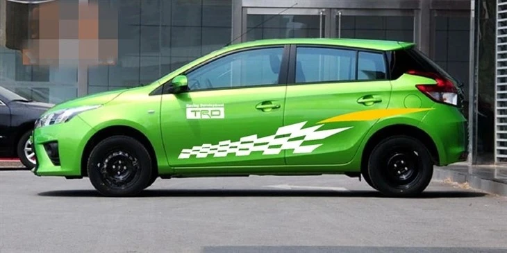Racing Flag Style Car Body Sticker