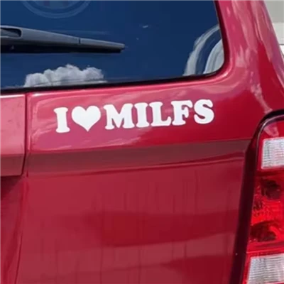 ฉันรักสติ๊กเกอร์ติดรถของ MILFs