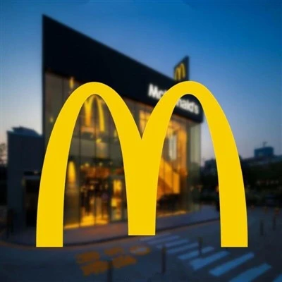 สติ๊กเกอร์โลโก้ "M" แบบกำหนดเองสำหรับหน้าต่าง